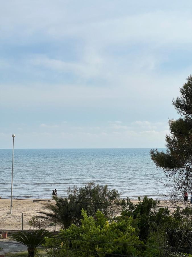 Appartement Sea View And Next To Promenade, Studio,1,1 And 2,1
